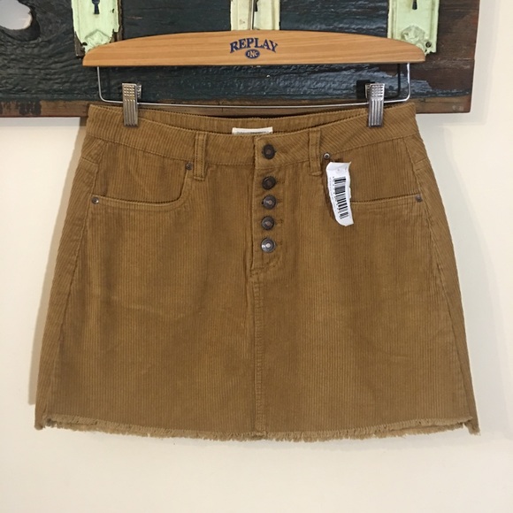 NWOT Sky and Sparrow Light Brown Corduroy Mini Skirt with Frayed Hem Size 9 - Picture 8 of 15